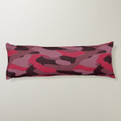 Hot pink and Burgundy Camo Seitenschläferkissen (Rückseite)