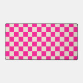 Hot pink and tan checkerboard pattern schreibtischunterlage (Vorderseite)