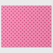 Hot Pink auf rosa Polka Dots Design Geschenkpapier (Flach)