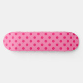Hot Pink auf rosa Polka Dots Design Skateboard (Horizontal)