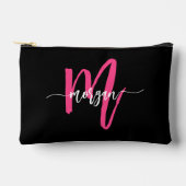 Hot Pink Black Monogram Name Girl's Script Zubehörtasche (Vorderseite)
