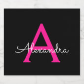 Hot Pink Black Script Name der Girl Monogram Alkoholflaschenetikett (Einzelnes Label)