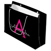 Hot Pink Black Script Name der Girl Monogram Große Geschenktüte (Vorderseite Schrägansicht)