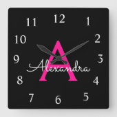 Hot Pink Black Script Name der Girl Monogram Quadratische Wanduhr (Vorderseite)