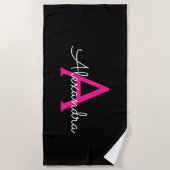 Hot Pink Black Script Name der Girl Monogram Strandtuch (Vorderseite)