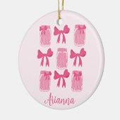 Hot Pink Coquette Pickle Jar und Bow Personalisier Keramik Ornament (Links)
