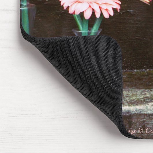 Hot Pink Daisis in Vasen Mousepad (Ecke)
