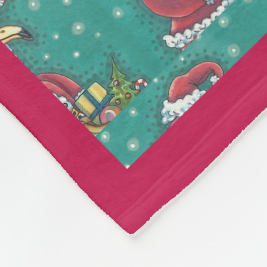 HOT PINK FLAMINGO SANTA, CHRISTMAS FLEECE BLANKET (Ecke)