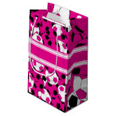 Hot-Pink-Fußball-Collage Kleine Geschenktüte (Rückseite Schrägansicht)