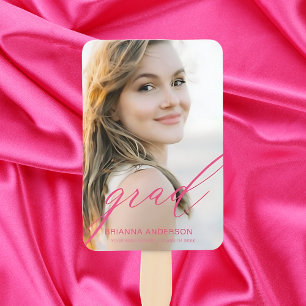 Hot Pink Graduate Modernes Skript Minimalistisches Fächer