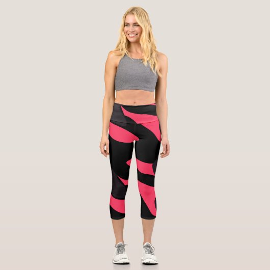 Hot pink, gray and black Camo abstract Capri Leggings (Vorderseite)