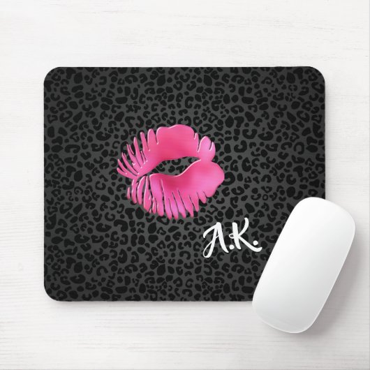 Hot Pink Lipgloss Kiss Black Leopard mit Monogramm Mousepad (Mit Mouse)