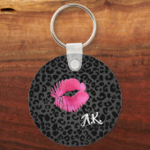Hot Pink Lipgloss Kiss Black Leopard mit Monogramm Schlüsselanhänger (Vorderseite)