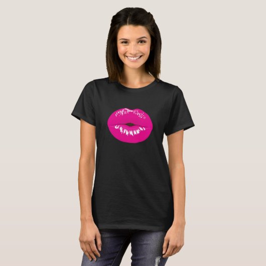 Hot Pink Lips Glamour Illustration T-Shirt (Vorne ganz)