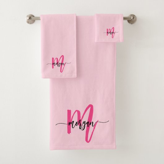 Hot Pink Modern Script Girl Monogram Name Badhandtuch Set (Insitu)