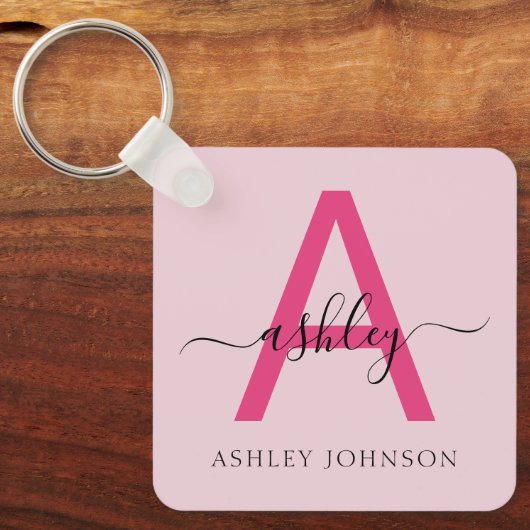 Hot Pink Modern Script Girl Monogram Name Schlüsselanhänger (Vorderseite)