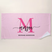 Hot Pink Modern Script Girl Monogram Name Strandtuch (Vorderseite)