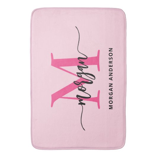 Hot Pink Monogram Girl's Dorm Room Badematte (Vorderseite Vertikal)