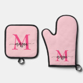 Hot Pink Monogram Girl's Kitchen Script Ofenhandschuh & Topflappen-Set (Vorderseite)