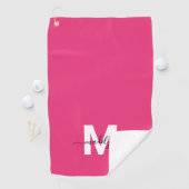 Hot Pink Monogram Golfhandtuch (Insitu)