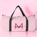 Hot Pink Monogram Name Girl's Script Sports<br><div class="desc">Erhöhen Sie Ihr Spiel mit unserem Hot Pink Monogram Name Girl's Script Sports Duffle Bag! Mit einem lebhaften, heißen rosa Design ist diese Tasche personalisiert mit Ihrem Namen in einem eleganten Script-Schriftart für eine individuelle Touch. Ideal für Sport, Gymnastik oder Reisen, bietet es viel Platz und eine dauerhafte Konstruktion, um...</div>