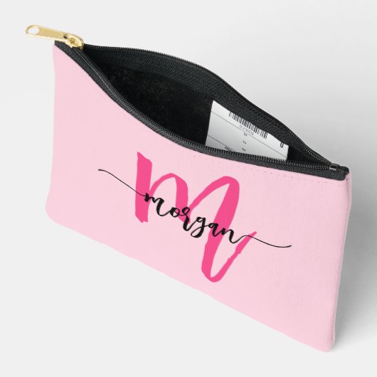 Hot Pink Monogram Name Girl's Script Zubehörtasche (Offen)