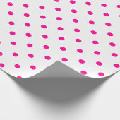 Hot Pink Polka Dot auf weiße große Räume Geschenkpapier (Ecke)