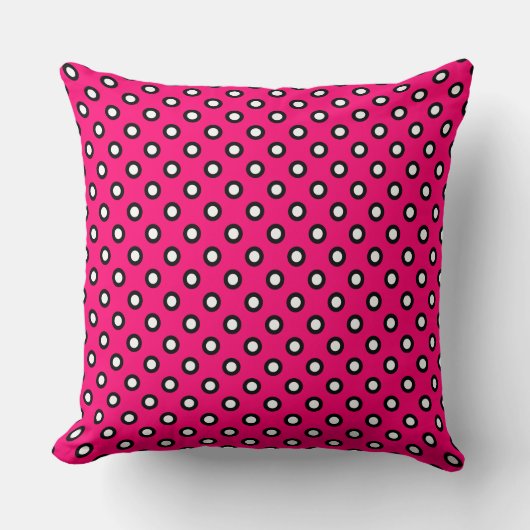 Hot Pink Polka Dot Outdoor Throw Kissen (Vorderseite)