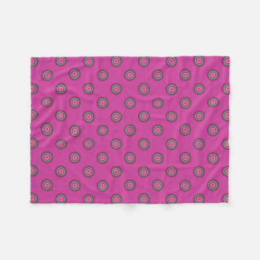 Hot Pink Polka Dot Pattern Fleecedecke (Vorderseite (Horizontal))