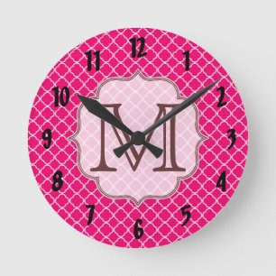 Hot Pink Quarterfolie Latti Monogram Wall Clock Runde Wanduhr