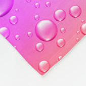 Hot Pink und Aqua Blauer Wassertropfen Fleecedecke (Ecke)