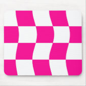 Hot Pink White Wavy Checkerboard Muster Mousepad (Vorne)
