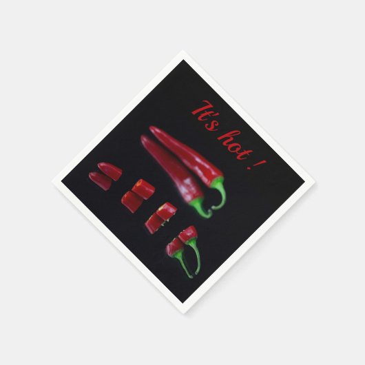 Hot Red Chili Pfeffer mit anpassbarem Text Serviette (Ecke)