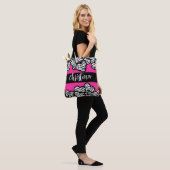 Hot rosa Schwarz-Weiß-Zebra-Muster Herzname Tasche (Am Model)