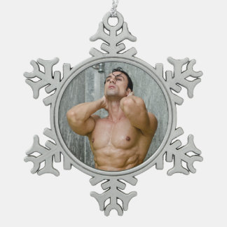 Hot Typ Duschen Nass sexy Shirless Muscle Man Hunk Schneeflocken Zinn-Ornament