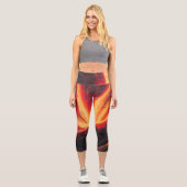 Hot Yoga Molten Lava Vulkane Orange & Black Capri Leggings (Vorderseite)