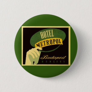 Hotel Metropol Budapest Ungarn Gepäckträger Mütze Button