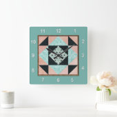 Hourglass Patch Quilblock Turquoise & Peach Quadratische Wanduhr (Zuhause)
