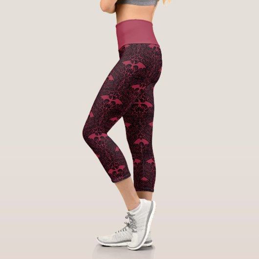 HOUSE OF THE DRAGON Red Dragon Filigree Pattern Capri Leggings (Links)
