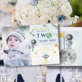 Houston, wir haben einen zwei Jahre alten Raumfahr Einladung