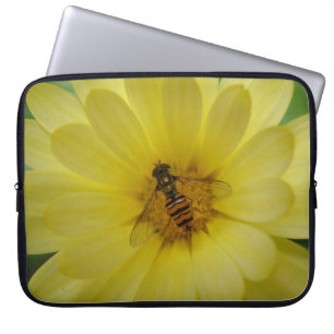 Hoverfly auf der Marigold-Laptop-Tasche Laptopschutzhülle