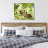 Hoverfly Canvas Print Leinwanddruck (Insitu (Schlafzimmer))