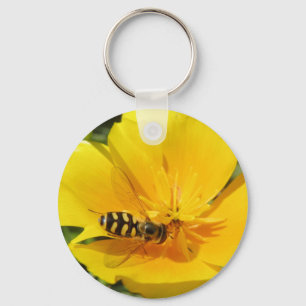 Hoverfly und Blume Schlüsselanhänger