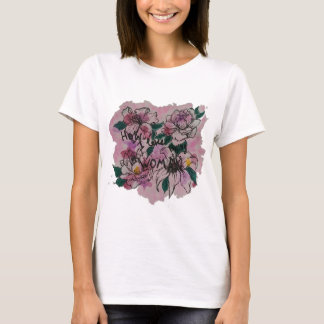 How I love being a woman.. T-Shirt