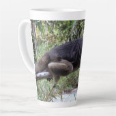 Howler Monkey Hangout Tasse (Linke Ecke)