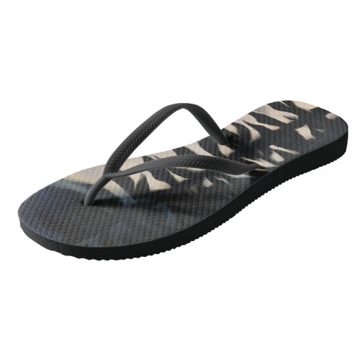 Howling Wolf Badesandalen (Schrägansicht)