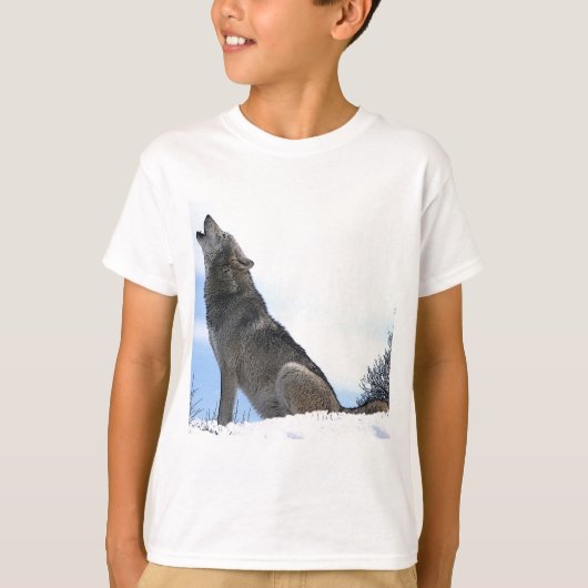 Howling Wolf im Schnee T-Shirt (Vorderseite)