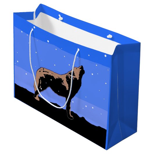 Howling Wolf im Winter - Original Wildlife Art Große Geschenktüte (Vorderseite Schrägansicht)