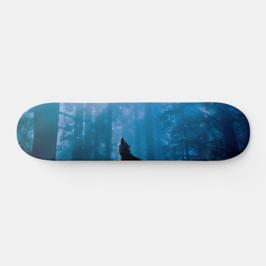 Howling Wolf in der Wildnis Skateboard (Horizontal)
