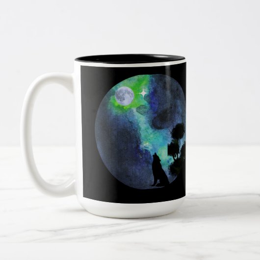 Howling Wolf Moonlight–Mystical Forest Night Water Zweifarbige Tasse (Links)